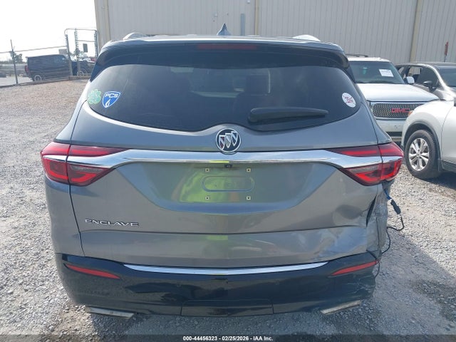 5GAERBKW3MJ214913 Buick Enclave Fwd Essence