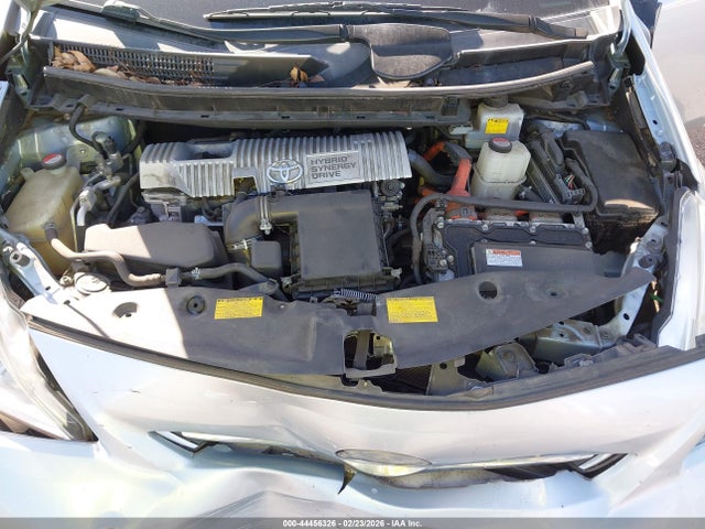 JTDZN3EUXE3362705 Toyota Prius V Five