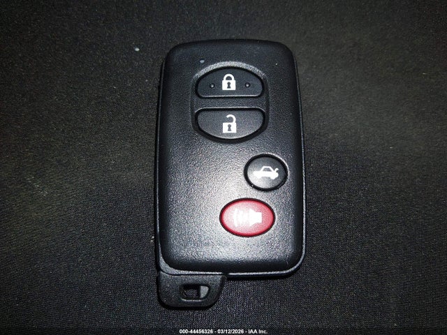 JTDZN3EUXE3362705 Toyota Prius V Five