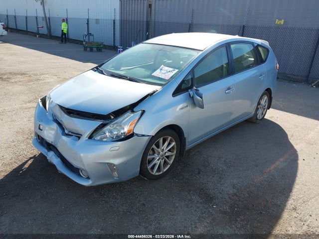 JTDZN3EUXE3362705 Toyota Prius V Five