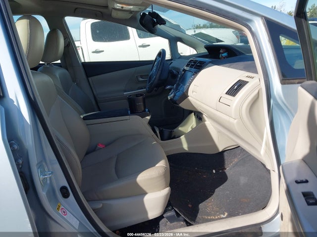 JTDZN3EUXE3362705 Toyota Prius V Five