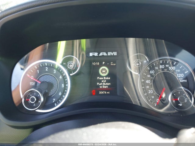 Продажа на аукционе авто 2024 Ram 2500 Big Horn  4x4 6'4 Box, vin: 3C6UR5DJ9RG382875, номер лота: 44456375
