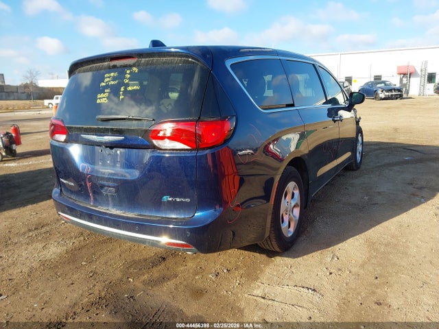 2018 Chrysler Pacifica Hybrid Touring Plus მანქანა იყიდება აუქციონზე, vin: 2C4RC1H74JR262360, აუქციონის ნომერი: 44456398