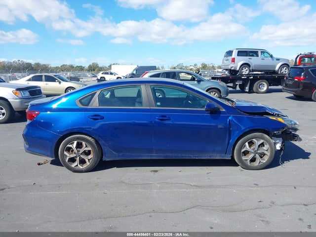 44456401 :رقم المزاد ، 3KPF24AD0ME360279 vin ، 2021 Kia Forte Lxs مزاد بيع