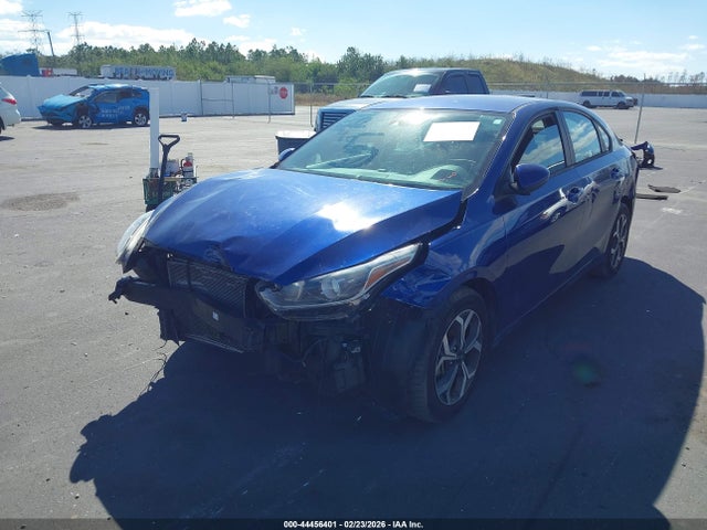 44456401 :رقم المزاد ، 3KPF24AD0ME360279 vin ، 2021 Kia Forte Lxs مزاد بيع