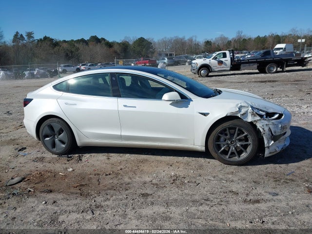 Продаж на аукціоні авто 2019 Tesla Model 3 Long Range/performance, vin: 5YJ3E1EB2KF469237, номер лоту: 44456419