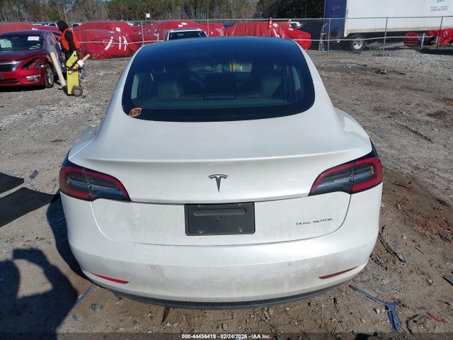 Продаж на аукціоні авто 2019 Tesla Model 3 Long Range/performance, vin: 5YJ3E1EB2KF469237, номер лоту: 44456419