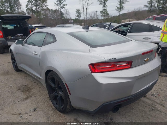 2018 CHEVROLET CAMARO 1G1FB1RX7J0144391 Photo 2