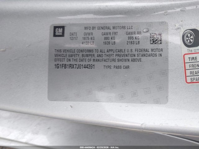 2018 CHEVROLET CAMARO 1G1FB1RX7J0144391 Photo 8