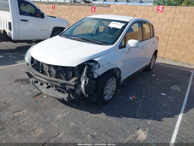 2011 NISSAN VERSA 3N1BC1CP0BL410630 Photo 1