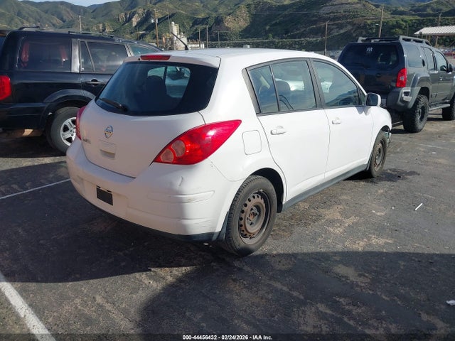 2011 NISSAN VERSA 3N1BC1CP0BL410630 Photo 3