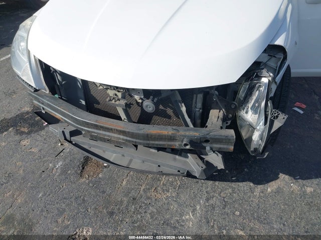2011 NISSAN VERSA 3N1BC1CP0BL410630 Photo 5