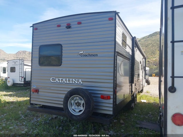 Forest River Catalina Coachman 2017 5ZT2CAXB1HT010722 Image 4
