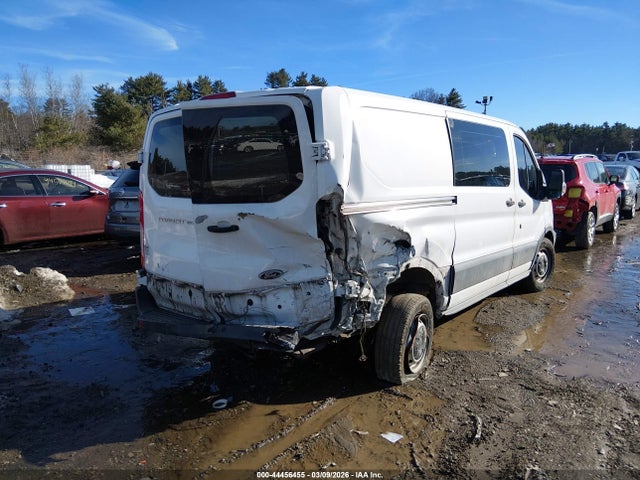 1FTYE1YM9GKA66725 Ford Transit-150