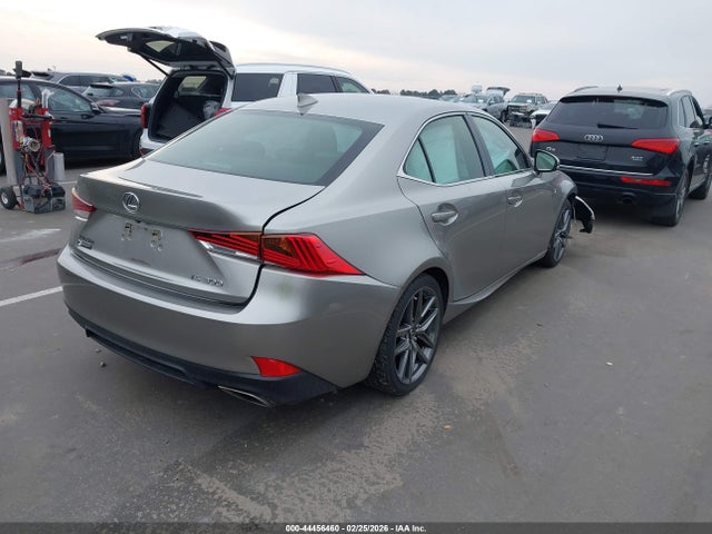 44456460 :رقم المزاد ، JTHBA1D27J5062876 vin ، 2018 Lexus Is 300 مزاد بيع