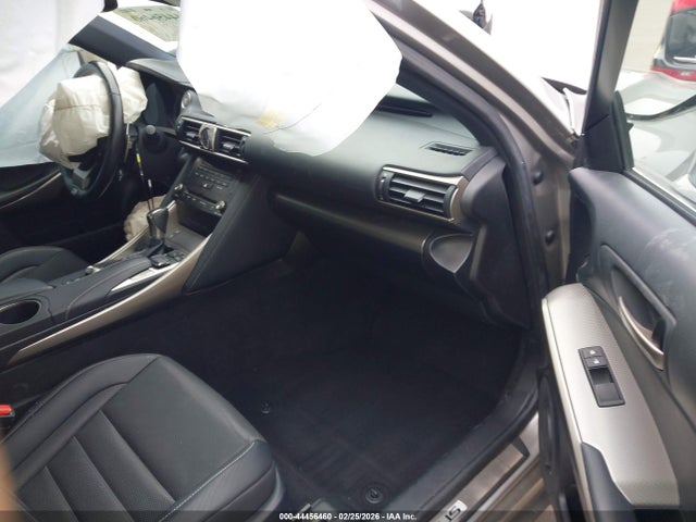 44456460 :رقم المزاد ، JTHBA1D27J5062876 vin ، 2018 Lexus Is 300 مزاد بيع