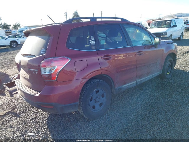 JF2SJGUCXFH582185 Subaru Forester 2.0xt Touring