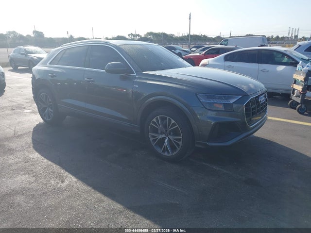 2021 AUDI Q8 WA1EVAF13MD022127 Photo 0