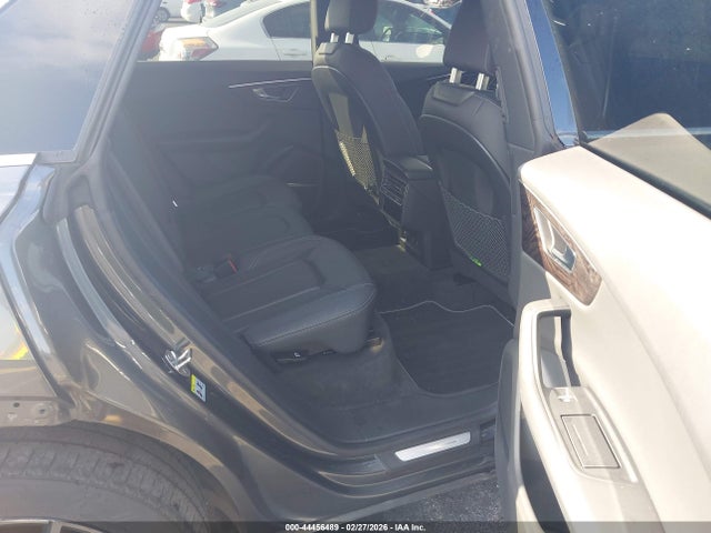 2021 AUDI Q8 WA1EVAF13MD022127 Photo 7