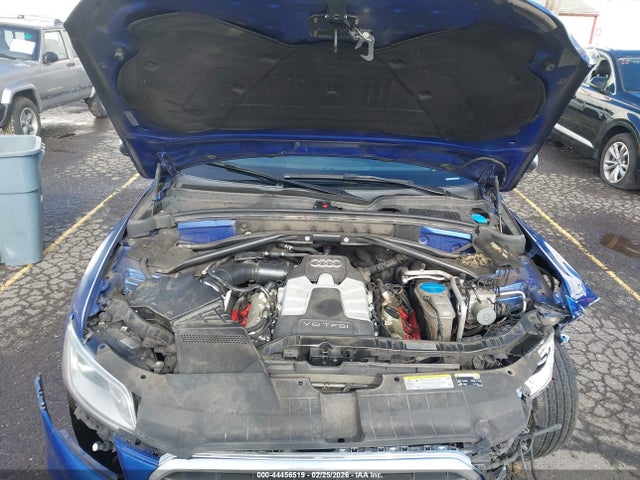 WA1CGAFP9FA019338 Audi Sq5 3.0t Premium Plus