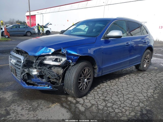 WA1CGAFP9FA019338 Audi Sq5 3.0t Premium Plus