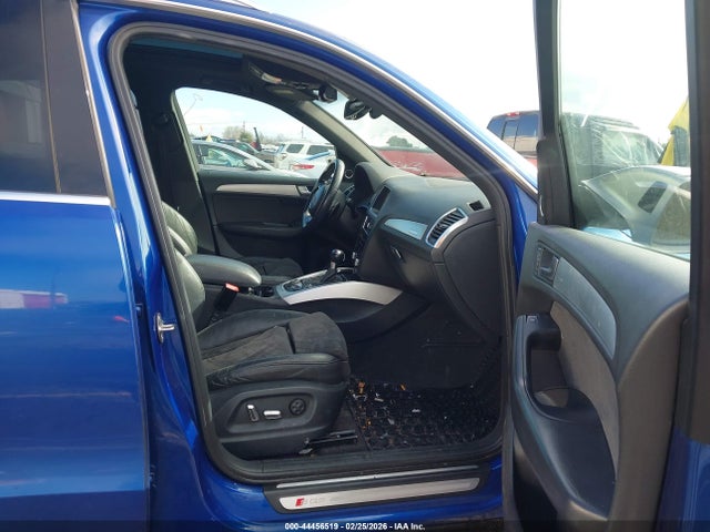 WA1CGAFP9FA019338 Audi Sq5 3.0t Premium Plus