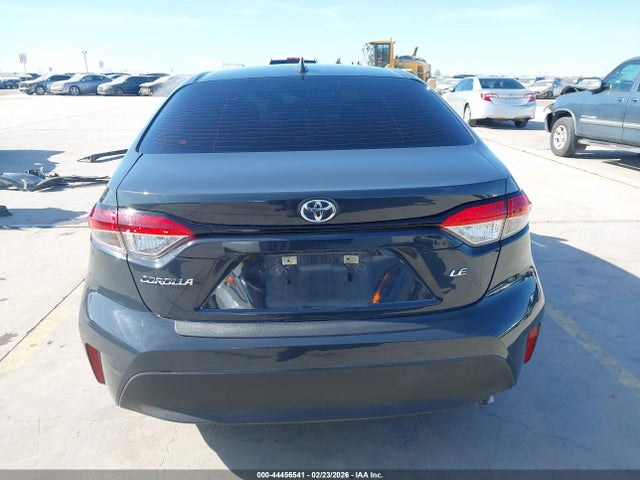 5YFB4MDE7RP202217 Toyota COROLLA LE