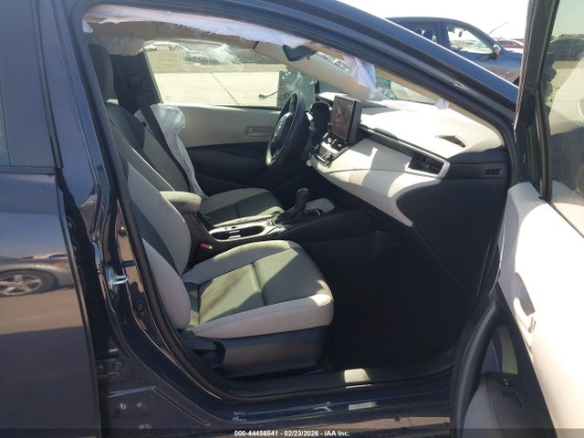 5YFB4MDE7RP202217 Toyota COROLLA LE