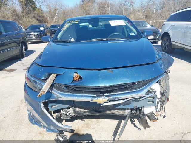 1G1ZD5ST7SF121553 Chevrolet Malibu Fwd 1lt