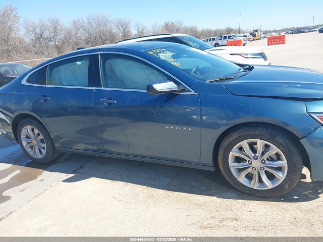 1G1ZD5ST7SF121553 Chevrolet Malibu Fwd 1lt