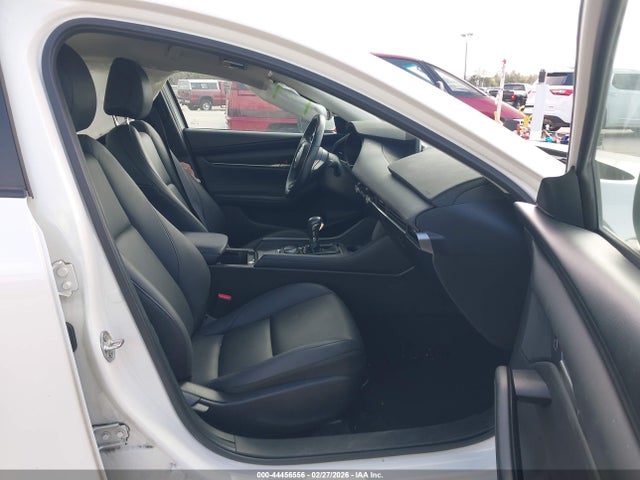 2023 Mazda Mazda3 2.5 S Select მანქანა იყიდება აუქციონზე, vin: 3MZBPABM4PM383794, აუქციონის ნომერი: 44456556