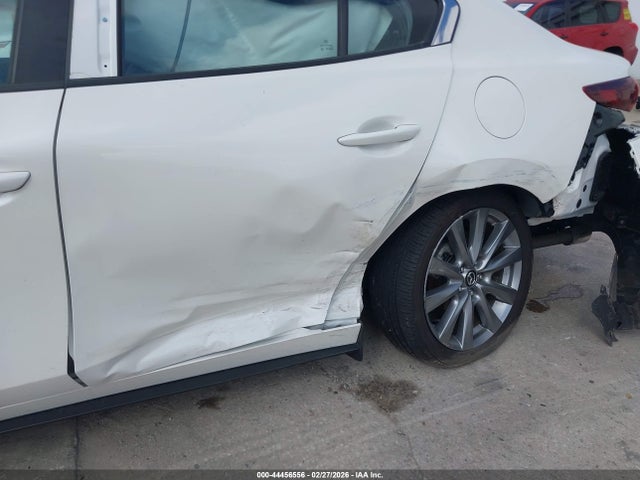 2023 Mazda Mazda3 2.5 S Select მანქანა იყიდება აუქციონზე, vin: 3MZBPABM4PM383794, აუქციონის ნომერი: 44456556
