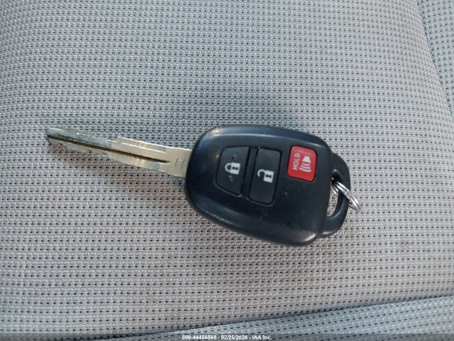Toyota Corolla Cross L 2023 7MUAAAAG2PV050236 Image 11