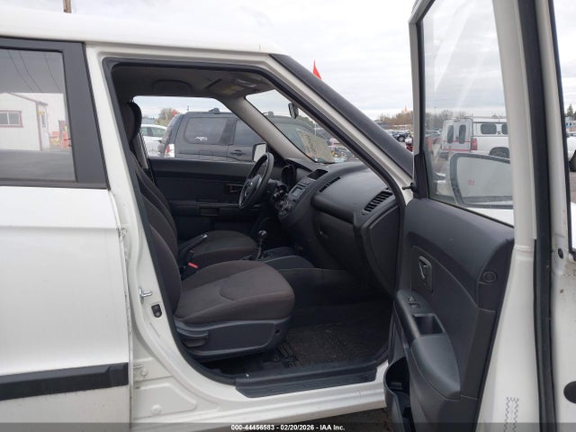 2013 KIA SOUL KNDJT2A53D7567978 Photo 4