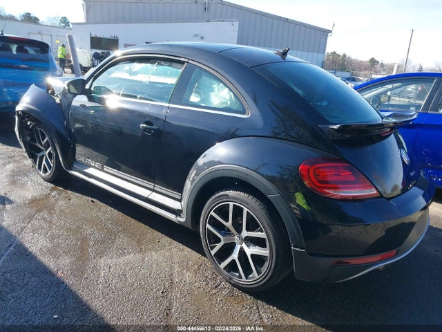 2018 VOLKSWAGEN BEETLE 3VWSD7AT4JM713915 Photo 2