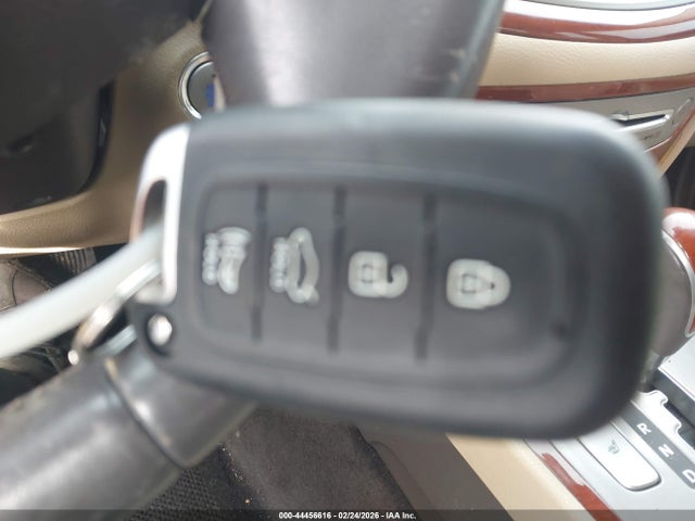 2013 Hyundai Genesis 3.8 მანქანა იყიდება აუქციონზე, vin: KMHGC4DDXDU214322, აუქციონის ნომერი: 44456616