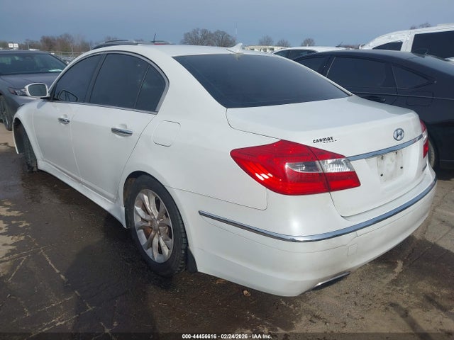 2013 Hyundai Genesis 3.8 მანქანა იყიდება აუქციონზე, vin: KMHGC4DDXDU214322, აუქციონის ნომერი: 44456616