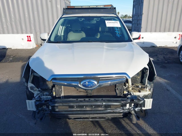 Subaru Forester 2.5i Touring 2016 JF2SJAXC2GH505787 Image 13