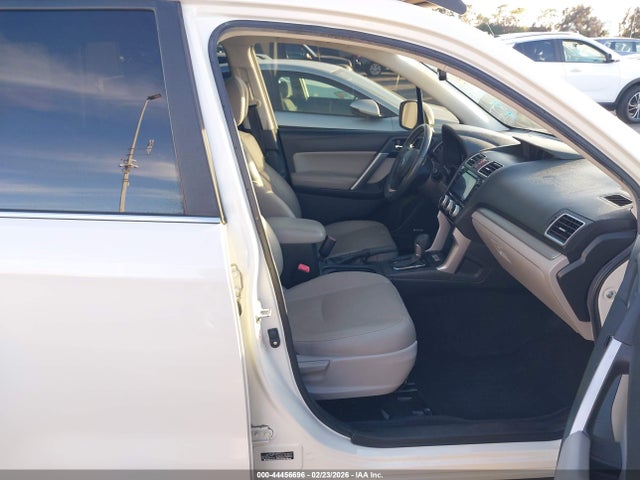 Subaru Forester 2.5i Touring 2016 JF2SJAXC2GH505787 Image 5