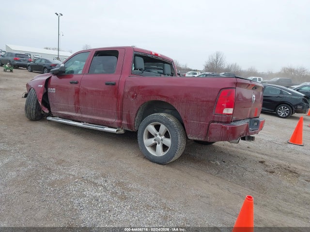 2015 RAM 1500 1C6RR7KT4FS648815 Photo 2