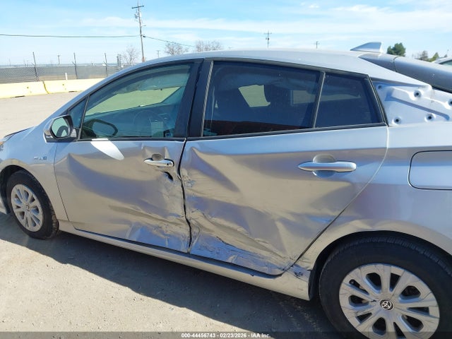 Toyota Prius L Eco 2019 JTDKARFU8K3074529 Image 14