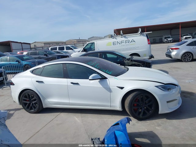 44456766 :رقم المزاد ، 5YJSA1E67RF532918 vin ، 2024 Tesla Model S Plaid Tri Motor All-wheel Drive مزاد بيع