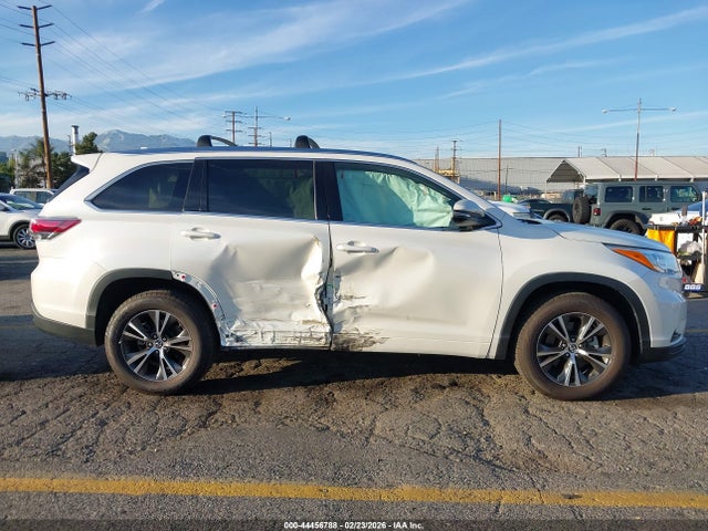 5TDKKRFH5GS179499 Toyota Highlander Xle V6