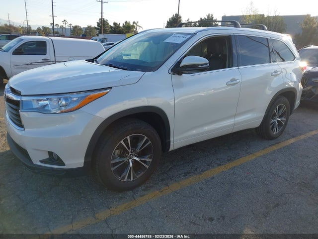 5TDKKRFH5GS179499 Toyota Highlander Xle V6