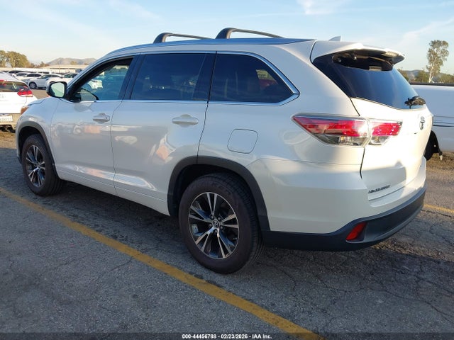 5TDKKRFH5GS179499 Toyota Highlander Xle V6
