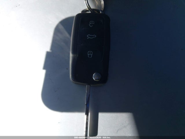 Продажа на аукционе авто 2018 Volkswagen Passat 2.0t R-line/2.0t S, vin: 1VWAA7A32JC001344, номер лота: 44456817