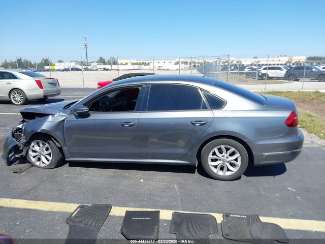 Продажа на аукционе авто 2018 Volkswagen Passat 2.0t R-line/2.0t S, vin: 1VWAA7A32JC001344, номер лота: 44456817
