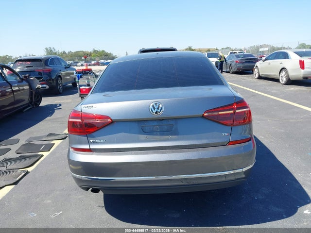 Продажа на аукционе авто 2018 Volkswagen Passat 2.0t R-line/2.0t S, vin: 1VWAA7A32JC001344, номер лота: 44456817