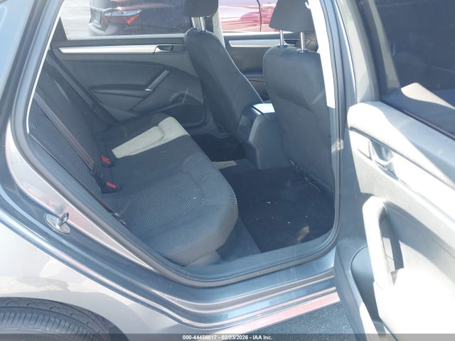 Продажа на аукционе авто 2018 Volkswagen Passat 2.0t R-line/2.0t S, vin: 1VWAA7A32JC001344, номер лота: 44456817