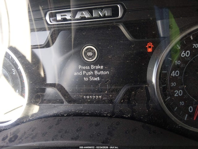 2021 Ram 2500 Laramie  4x4 6'4 Box მანქანა იყიდება აუქციონზე, vin: 3C6UR5NL1MG524340, აუქციონის ნომერი: 44456832